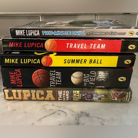 Set of 5 Mike Lupica novels for your sports enthusiast reader! - Picture 1 of 1